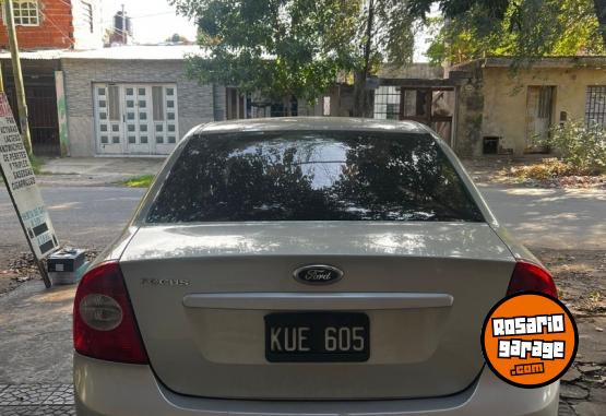 Utilitarios - Ford Focus exe trend 1.6 2012 Nafta 182000Km - En Venta
