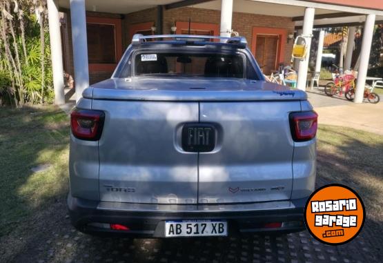 Camionetas - Fiat Toro 2.0Tdi Volcano 4X4 A 2017 Nafta 123000Km - En Venta