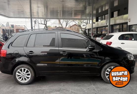 Autos - Volkswagen Suran Trendline 2014 Nafta 140000Km - En Venta