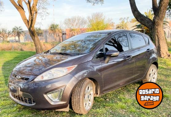 Autos - Ford fiesta kinetic titanium 2013 Nafta 156000Km - En Venta