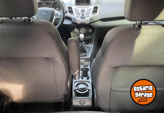 Autos - Ford fiesta kinetic titanium 2013 Nafta 156000Km - En Venta