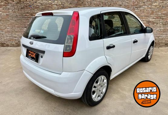 Autos - Ford Fiesta ambiente Plus 1.6 2011 GNC 150000Km - En Venta