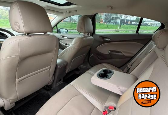 Autos - Chevrolet Cruze LTZ 2017 Nafta 97000Km - En Venta