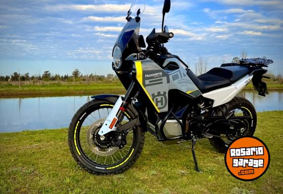Motos - Husqvarna Norden 901 2025 Nafta 6000Km - En Venta