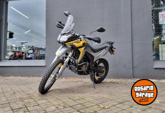 Motos - Voge 300 RALLY 2024 Nafta 5579Km - En Venta