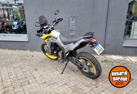 Motos - Voge 300 RALLY 2024 Nafta 5579Km - En Venta