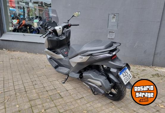 Motos - Voge SR3 2025 Nafta 5082Km - En Venta