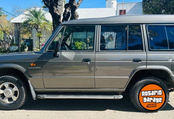 Camionetas - Hyundai GALLOPER TURBO WAGON 4x4 2003 Diesel 250000Km - En Venta