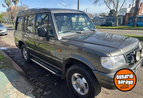 Camionetas - Hyundai GALLOPER TURBO WAGON 4x4 2003 Diesel 250000Km - En Venta