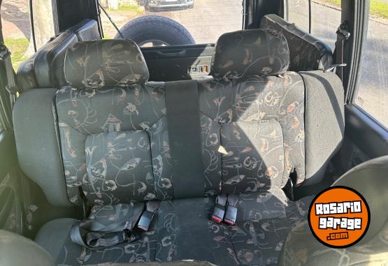Camionetas - Hyundai GALLOPER TURBO WAGON 4x4 2003 Diesel 250000Km - En Venta