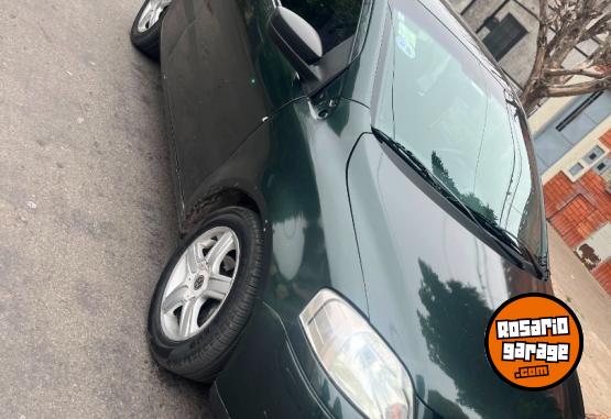Autos - Volkswagen Fox 2005 Nafta 225000Km - En Venta