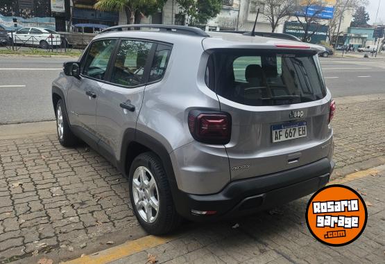 Camionetas - Jeep Renegade 2022 Nafta 25000Km - En Venta
