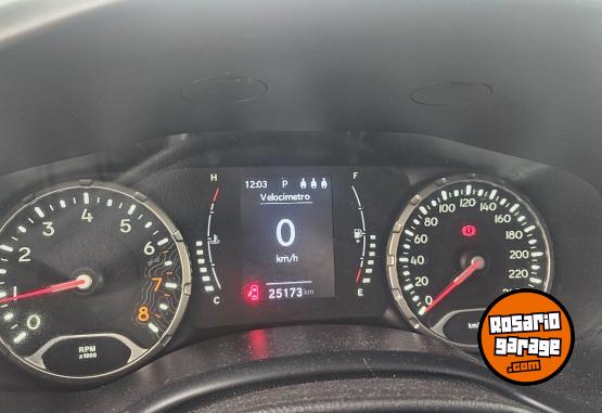Camionetas - Jeep Renegade 2022 Nafta 25000Km - En Venta