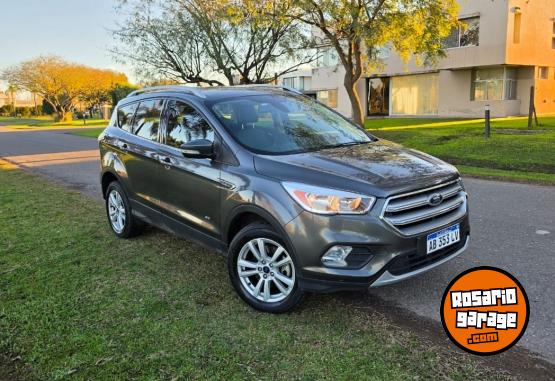 Autos - Ford kuga 2017 Nafta 75000Km - En Venta