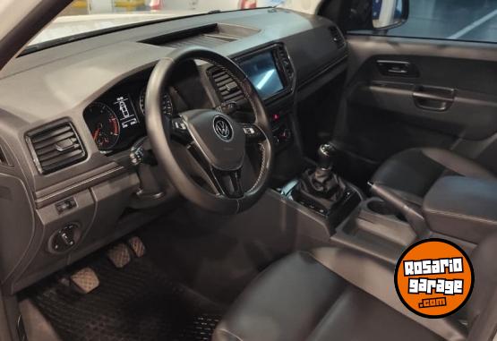 Camionetas - Volkswagen AMAROK TRENDLINE MT 2024 Diesel 4000Km - En Venta