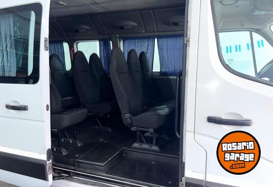 Utilitarios - Renault Nuevo Master minibus 2013 Diesel 354000Km - En Venta