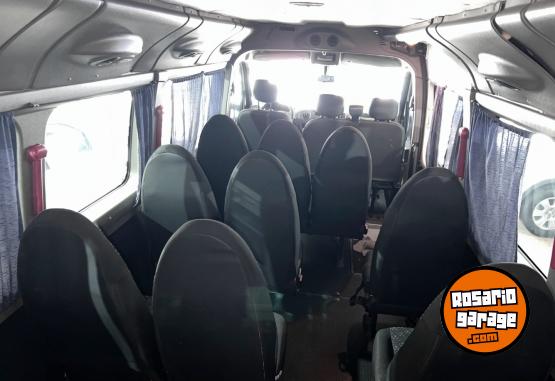 Utilitarios - Renault Nuevo Master minibus 2013 Diesel 354000Km - En Venta