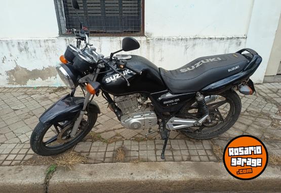 Motos - Suzuki En 125 2017 Nafta 48000Km - En Venta
