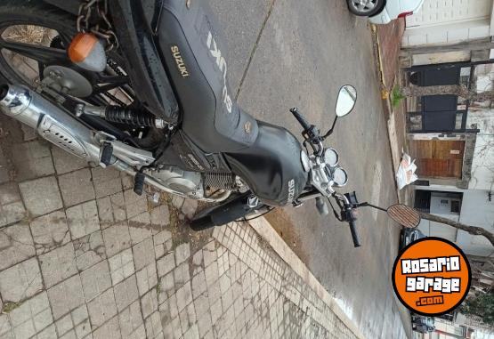 Motos - Suzuki En 125 2017 Nafta 48000Km - En Venta