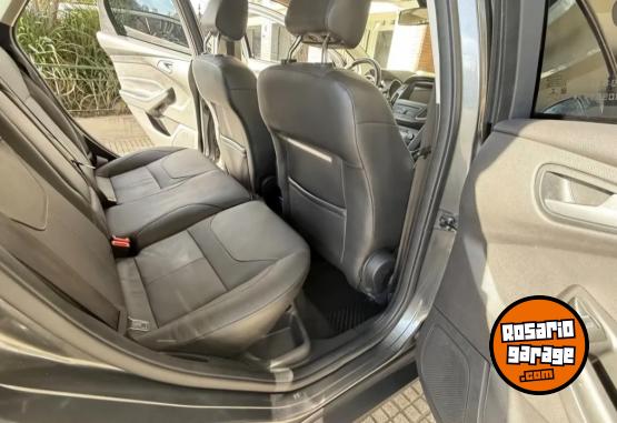 Autos - Ford Focus se plus permuto 2016 Nafta 120000Km - En Venta