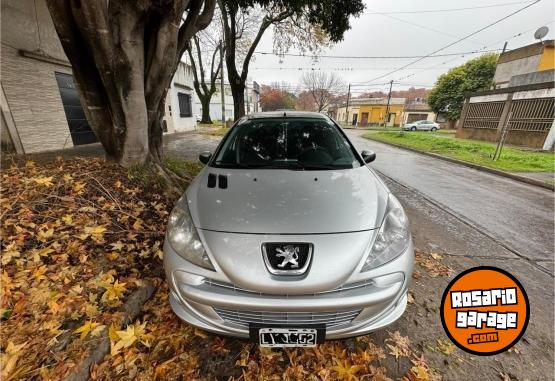 Autos - Peugeot 207 2012 Nafta 190000Km - En Venta