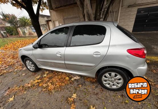 Autos - Peugeot 207 2012 Nafta 190000Km - En Venta