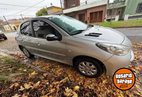 Autos - Peugeot 207 2012 Nafta 190000Km - En Venta