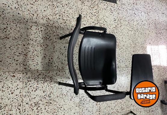 Otros - Silla con pupitre abatible usada / Ideal capacitaciones, cursos, estudio - Rosario - En Venta