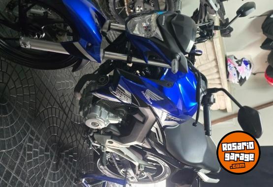 Motos - Honda New 2022 Nafta 7500Km - En Venta
