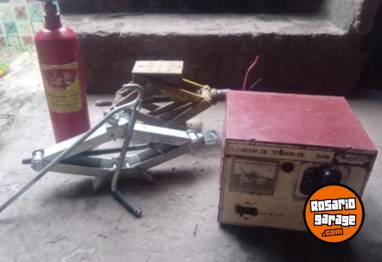 Accesorios para Autos - Vendo herramientas matafuego, gatos y estabilizador de corriente..... - En Venta