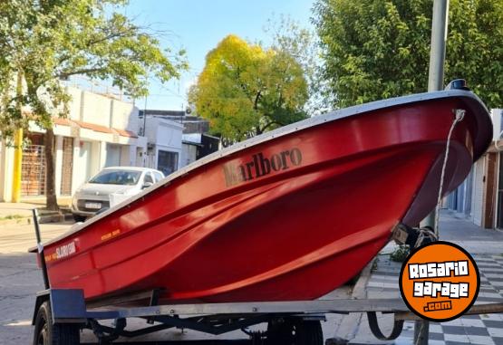 Embarcaciones - Lancha pirahan 450 con motor 15 hp - En Venta