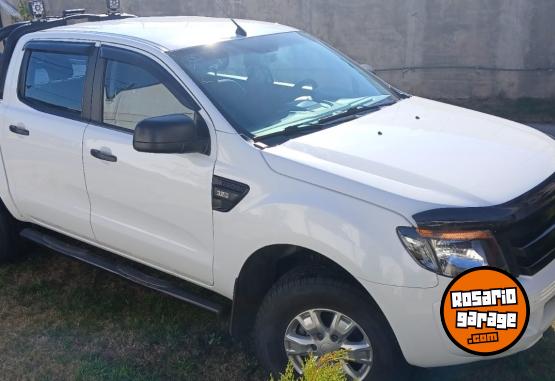 Camionetas - Ford XlS 3.2 2013 Diesel 212000Km - En Venta