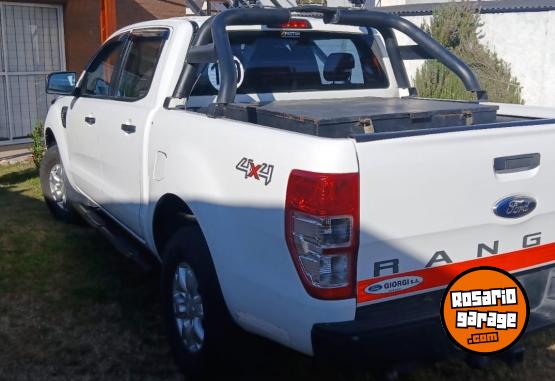 Camionetas - Ford XlS 3.2 2013 Diesel 212000Km - En Venta