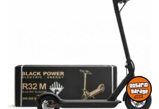 Otros - Monopatín eléctrico Black Power R32M Nuevo (250-320W) - En Venta