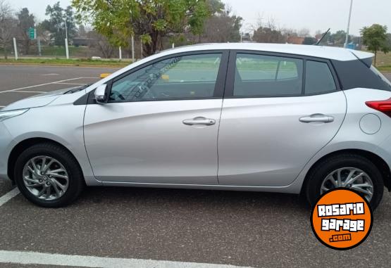 Autos - Toyota Yaris 1.5 107cv Xls 2023 Nafta 12500Km - En Venta