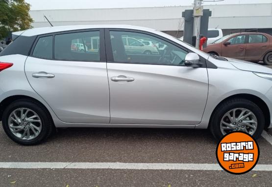 Autos - Toyota Yaris 1.5 107cv Xls 2023 Nafta 12500Km - En Venta
