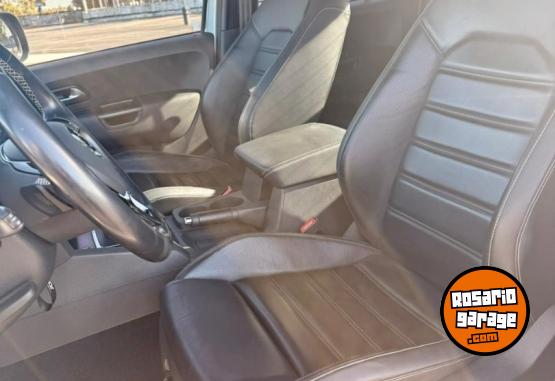 Camionetas - Volkswagen Amarok V6 Extreme 2022 Diesel 82000Km - En Venta