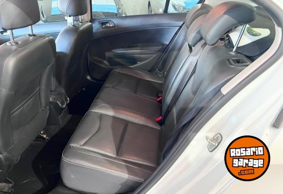 Autos - Peugeot 408 feline 2018 Diesel 130000Km - En Venta