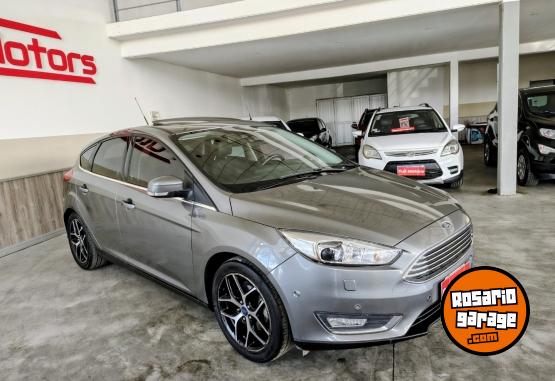 Autos - Ford Focus 2016 Nafta 121200Km - En Venta