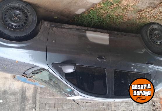 Autos - Chevrolet Prisma 2011 GNC 270000Km - En Venta