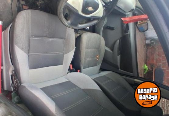 Autos - Chevrolet Prisma 2011 GNC 270000Km - En Venta