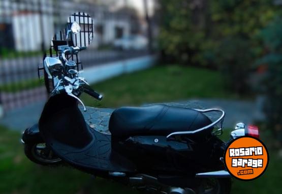 Motos - Guerrero Andiamo 150 GSL CUSTOM 2016 Nafta 16000Km - En Venta