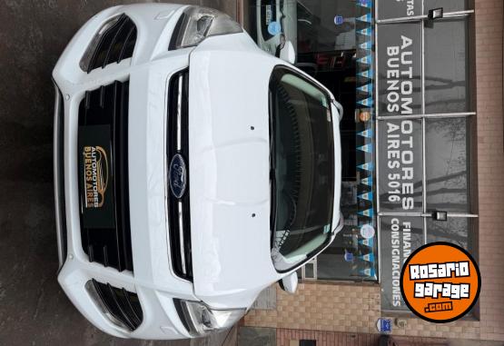 Camionetas - Ford Kuga 1.6 titanium 2013 Nafta 155000Km - En Venta