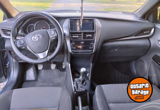 Autos - Toyota Yaris xls 2023 Nafta 37000Km - En Venta