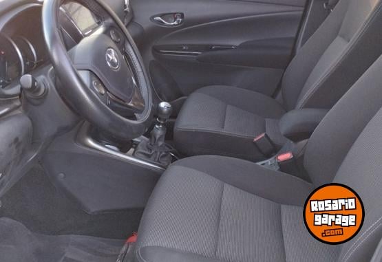 Autos - Toyota Yaris xls 2023 Nafta 37000Km - En Venta