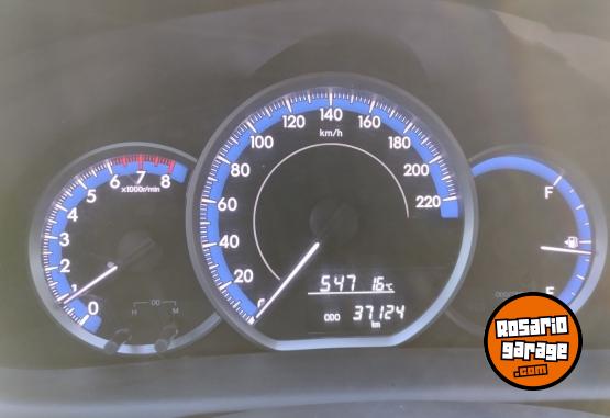 Autos - Toyota Yaris xls 2023 Nafta 37000Km - En Venta