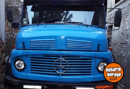 Camiones y Grúas - Mercedes Benz Chasis y acoplado - En Venta