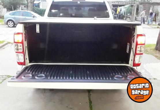Camionetas - Ford RANGER XLS 3.2 2023 Diesel 17600Km - En Venta