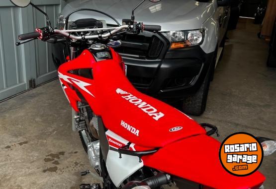 Motos - Honda XR TORNADO 2024 Nafta 5500Km - En Venta