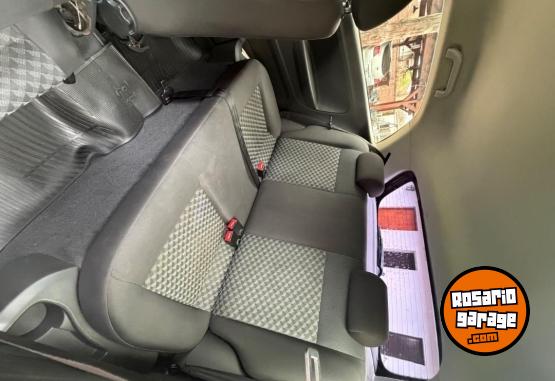 Autos - Volkswagen Gol Trend 2016 Nafta 106000Km - En Venta